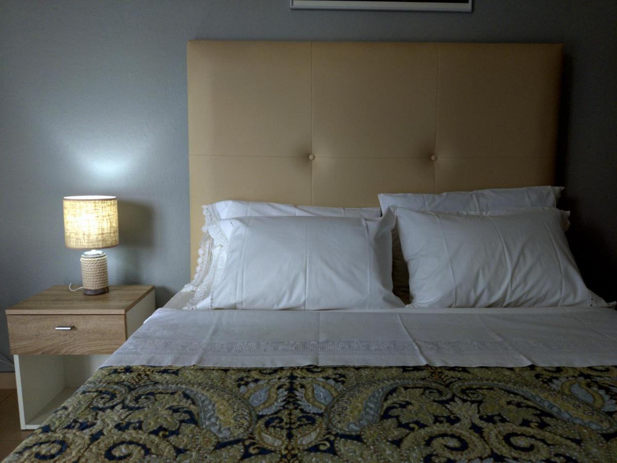 Hospitable Appartment In The Central Park, Xanthi Exterior photo